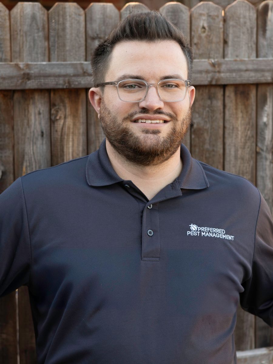 wildlife technician ready to provide the best squirrel removal service in DFW